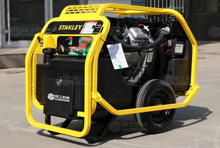 液(ye)壓動力站(zhan)