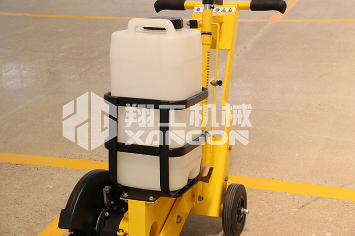 液(ye)壓圓盤(pan)切割鋸(ju) 液壓圓(yuan)盤切割(ge)鋸